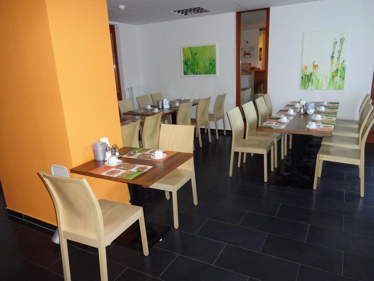 Balaca Panzio Veszprem Bagian luar foto