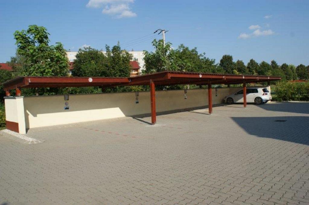 Balaca Panzio Veszprem Bagian luar foto