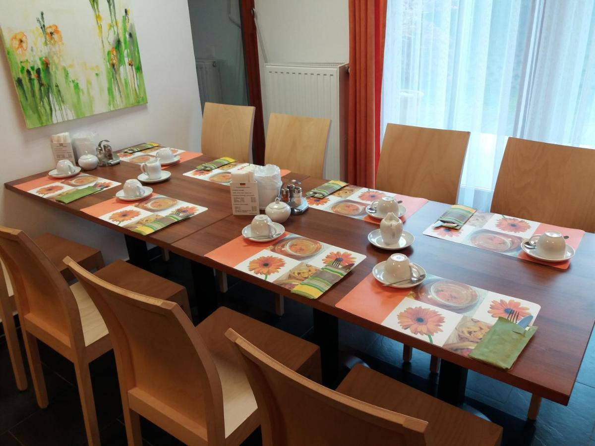 Balaca Panzio Veszprem Bagian luar foto