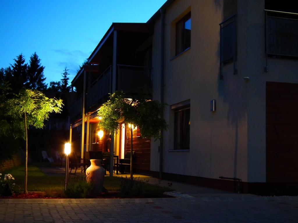 Balaca Panzio Veszprem Bagian luar foto