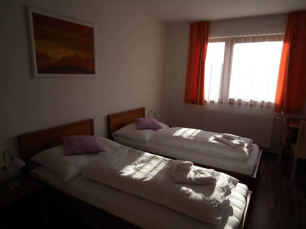Balaca Panzio Veszprem Bagian luar foto