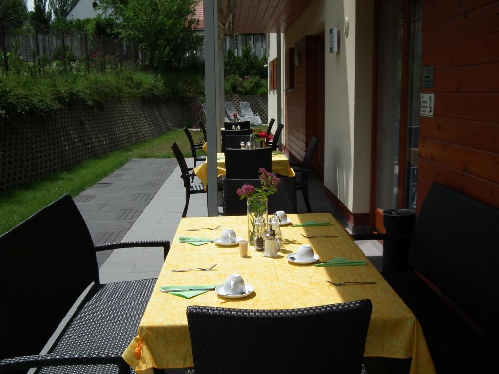 Balaca Panzio Veszprem Bagian luar foto
